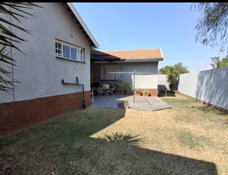 4 Bedroom Property for Sale in Vaal Park Ext 1 Free State